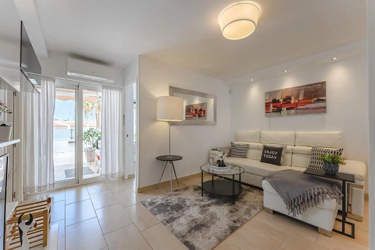 Ferienwohnung Summer Dream - Island Village 아데제 아파트